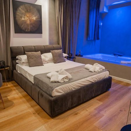 Four Luxury Suite Palermo Esterno foto