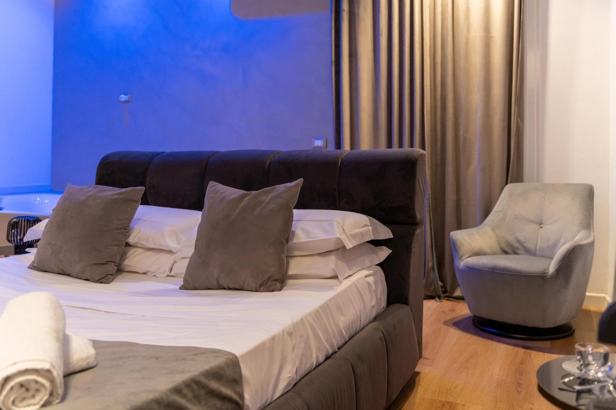 Four Luxury Suite Palermo Esterno foto