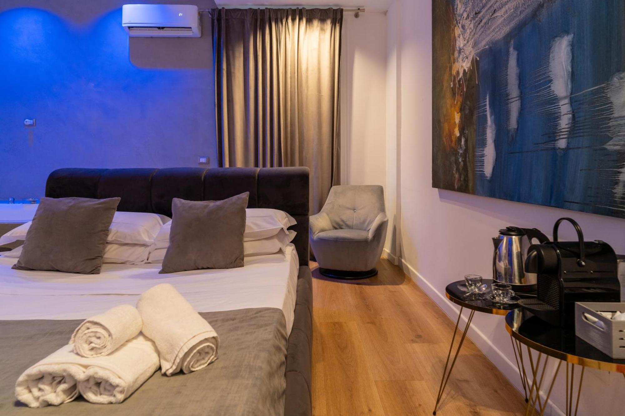 Four Luxury Suite Palermo Esterno foto