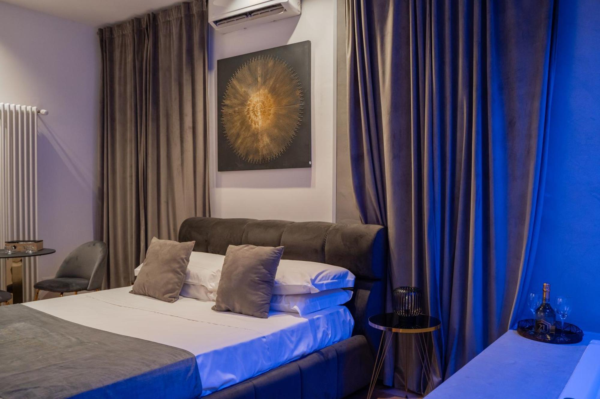 Four Luxury Suite Palermo Esterno foto